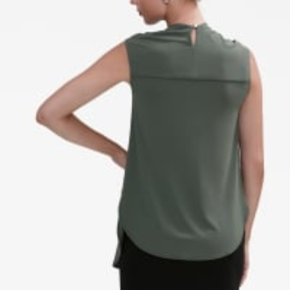 The Bancroft Top in Tarragon - Picture 3 of 3